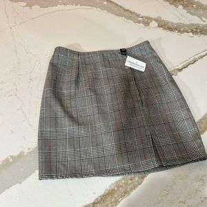 Windsor skirt NWT.